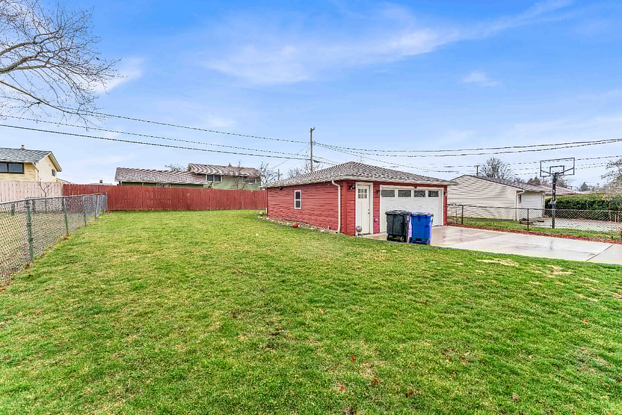 Furnished Finder property 834120_1 photo 2