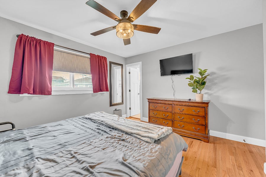 Furnished Finder property 834120_1 photo 17