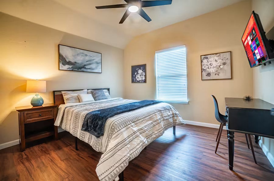 Furnished Finder property 834137_1 photo 9