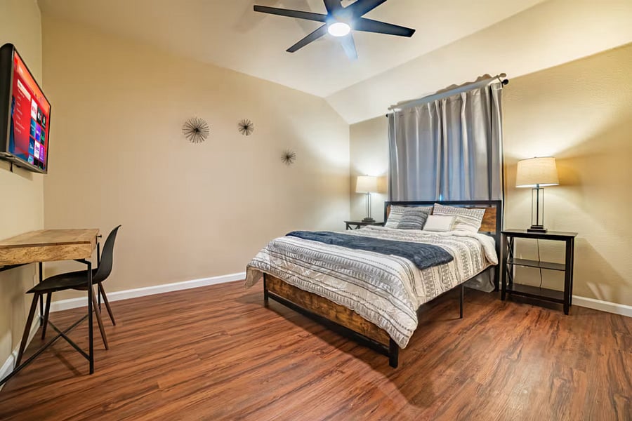 Furnished Finder property 834137_1 photo 11