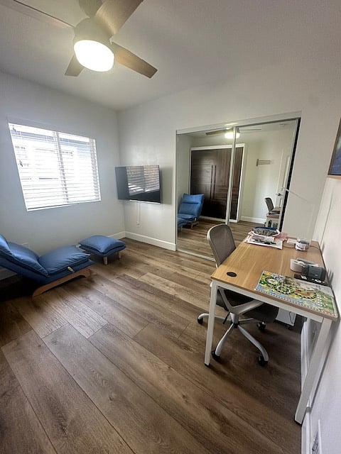 Downstairs bedroom &/or office