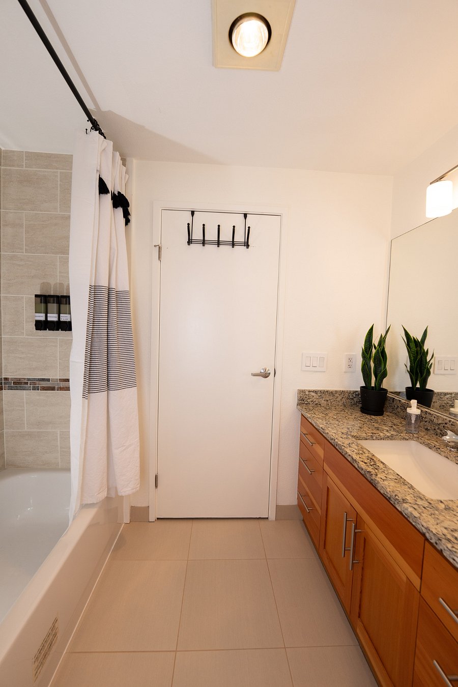 Furnished Finder property 834194_1 photo 15