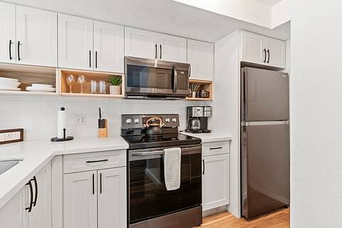 Fully equipped kitchen