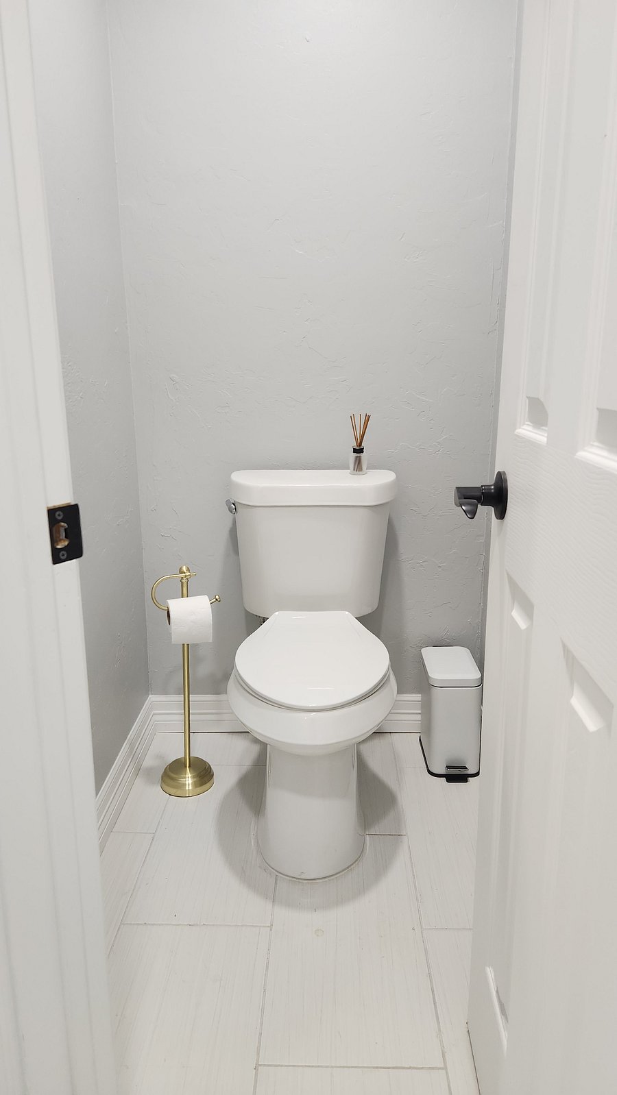 Furnished Finder property 834225_3 photo 13