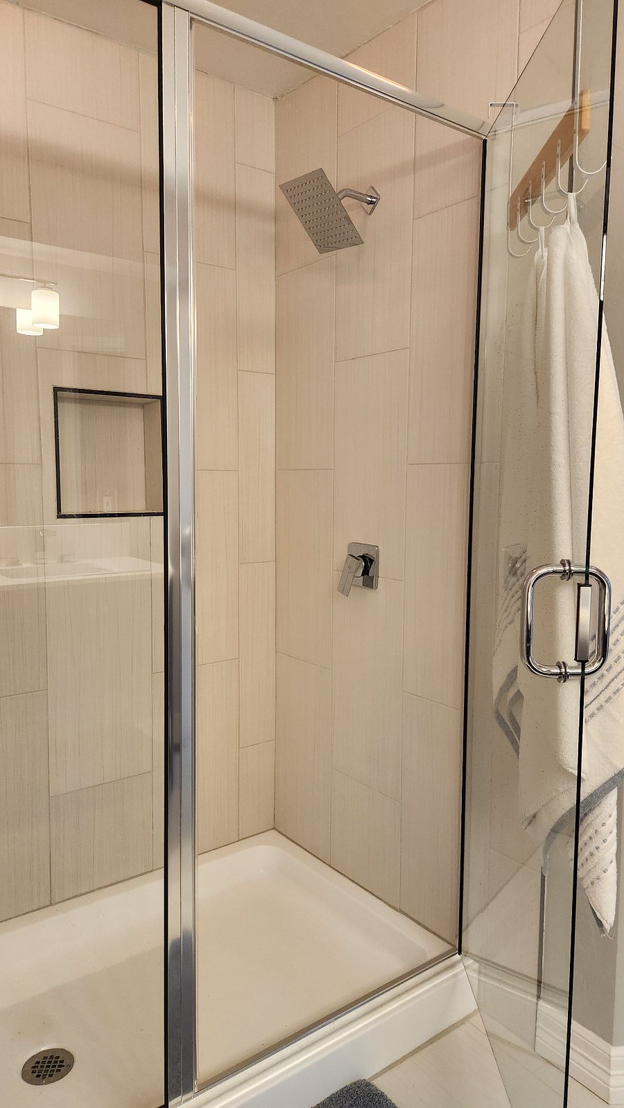 Furnished Finder property 834225_3 photo 18