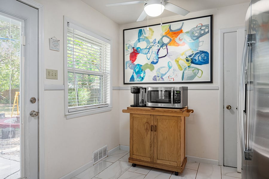 Furnished Finder property 834229_1 photo 26