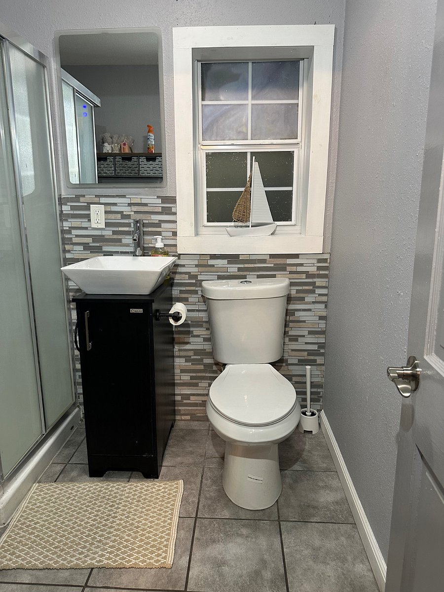 Furnished Finder property 834233_2 photo 7