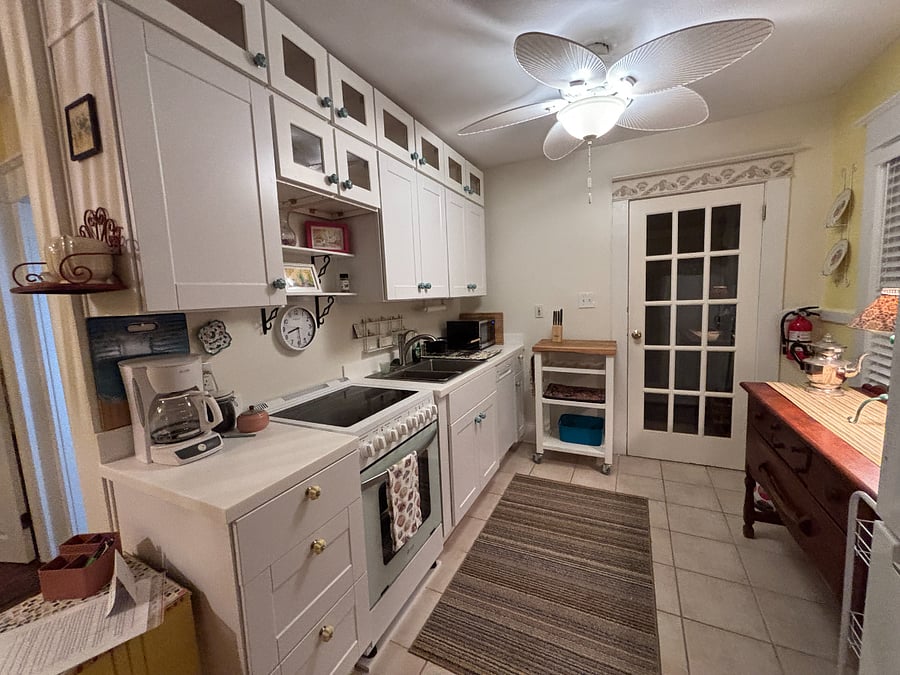 Furnished Finder property 834274_1 photo 12
