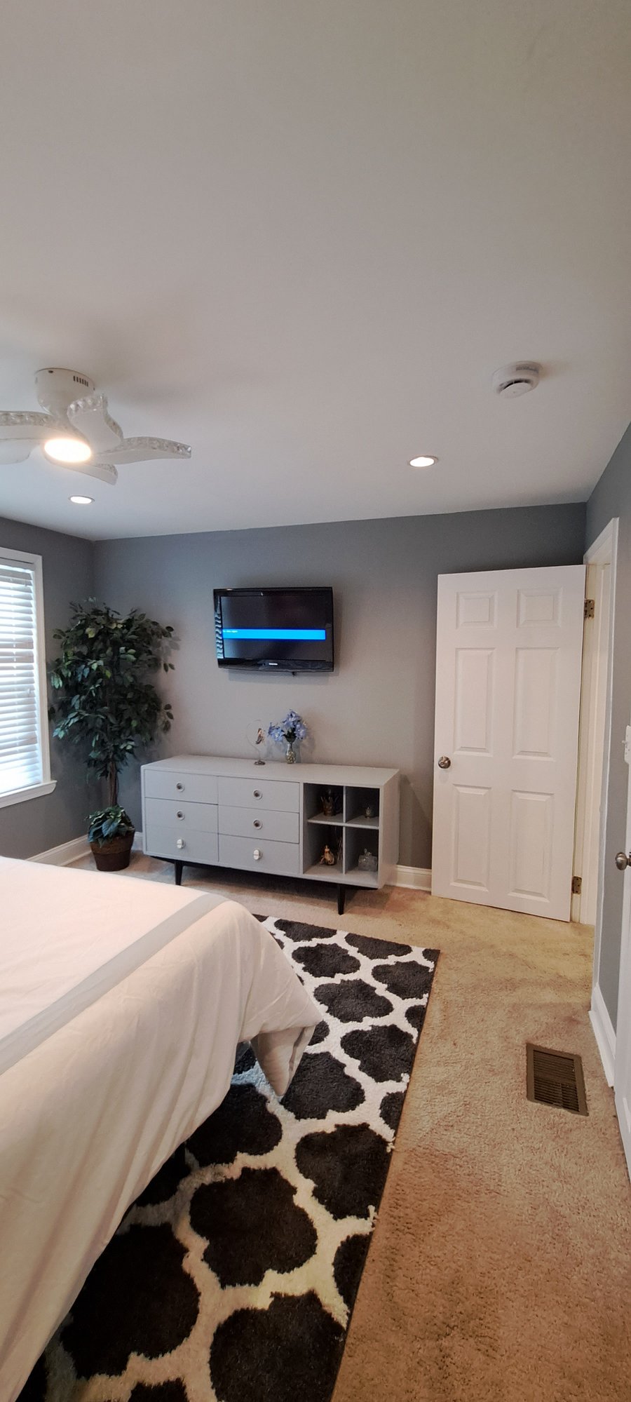 Furnished Finder property 834279_1 photo 17