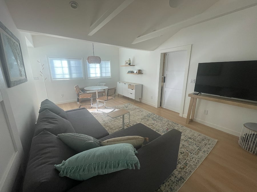 Furnished Finder property 834385_1 photo 4