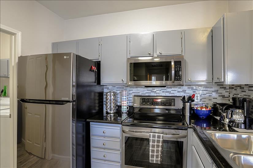 Furnished Finder property 834444_1 photo 5