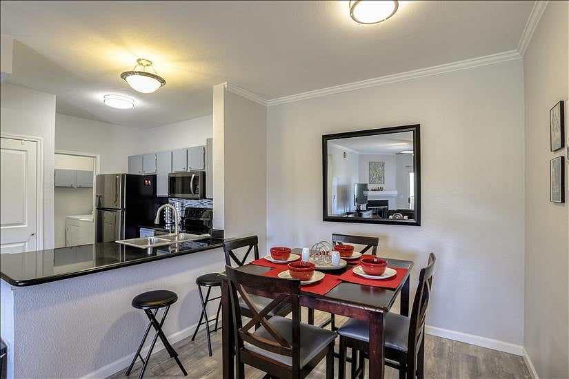Furnished Finder property 834444_1 photo 8
