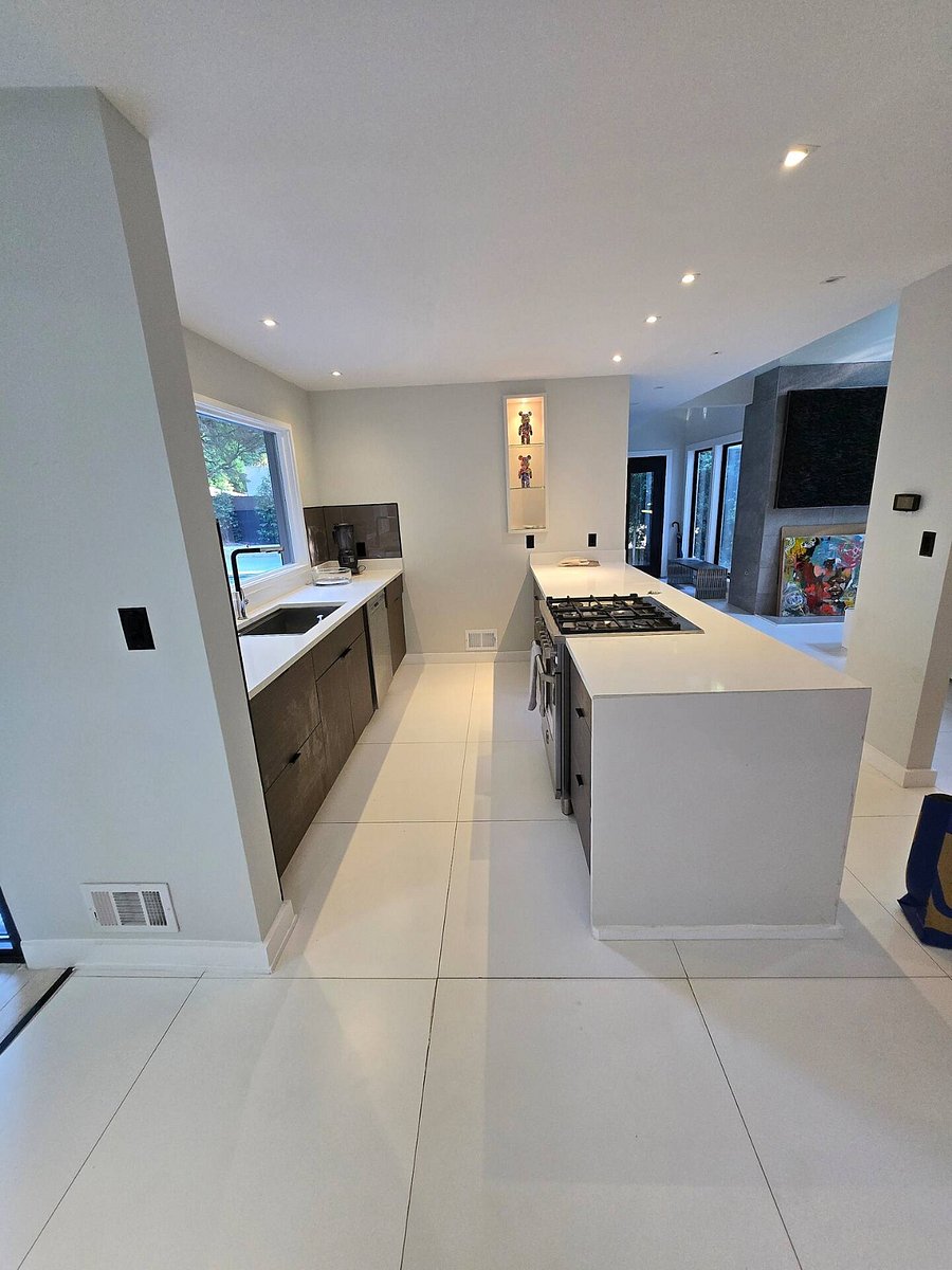 Kitchen Level 1