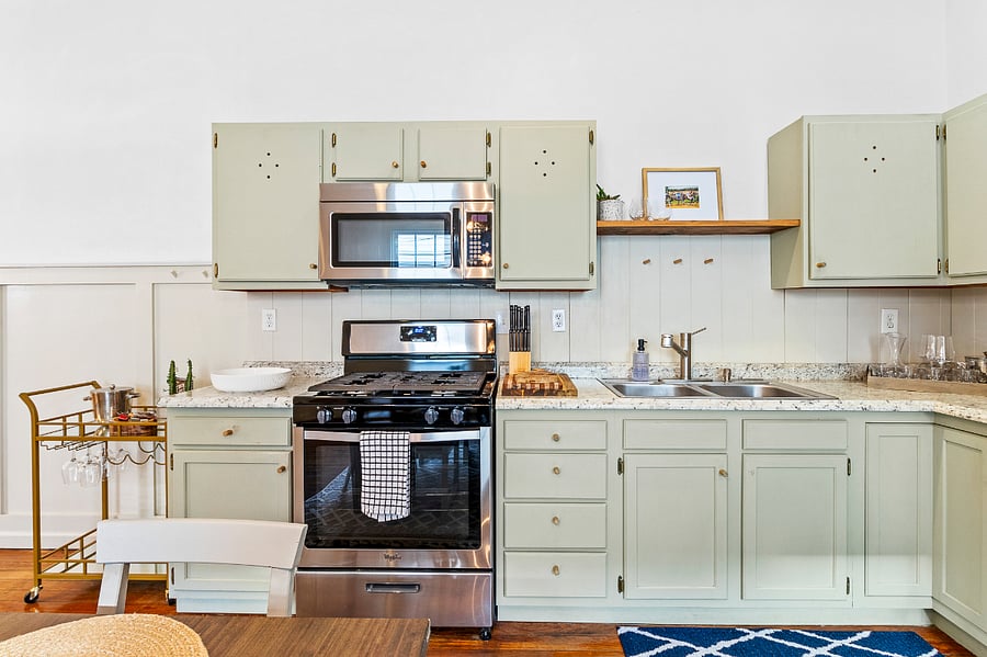 Gas stove