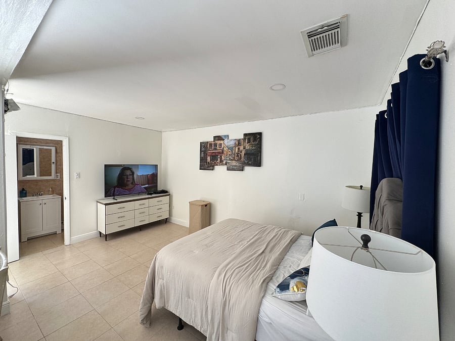 Furnished Finder property 834503_1 photo 5
