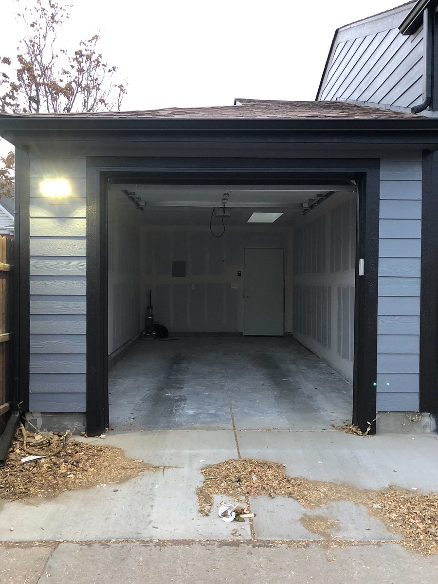 Private garage