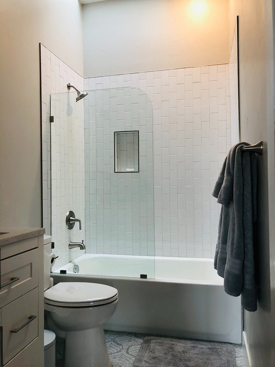 Bathroom for bedroom 1