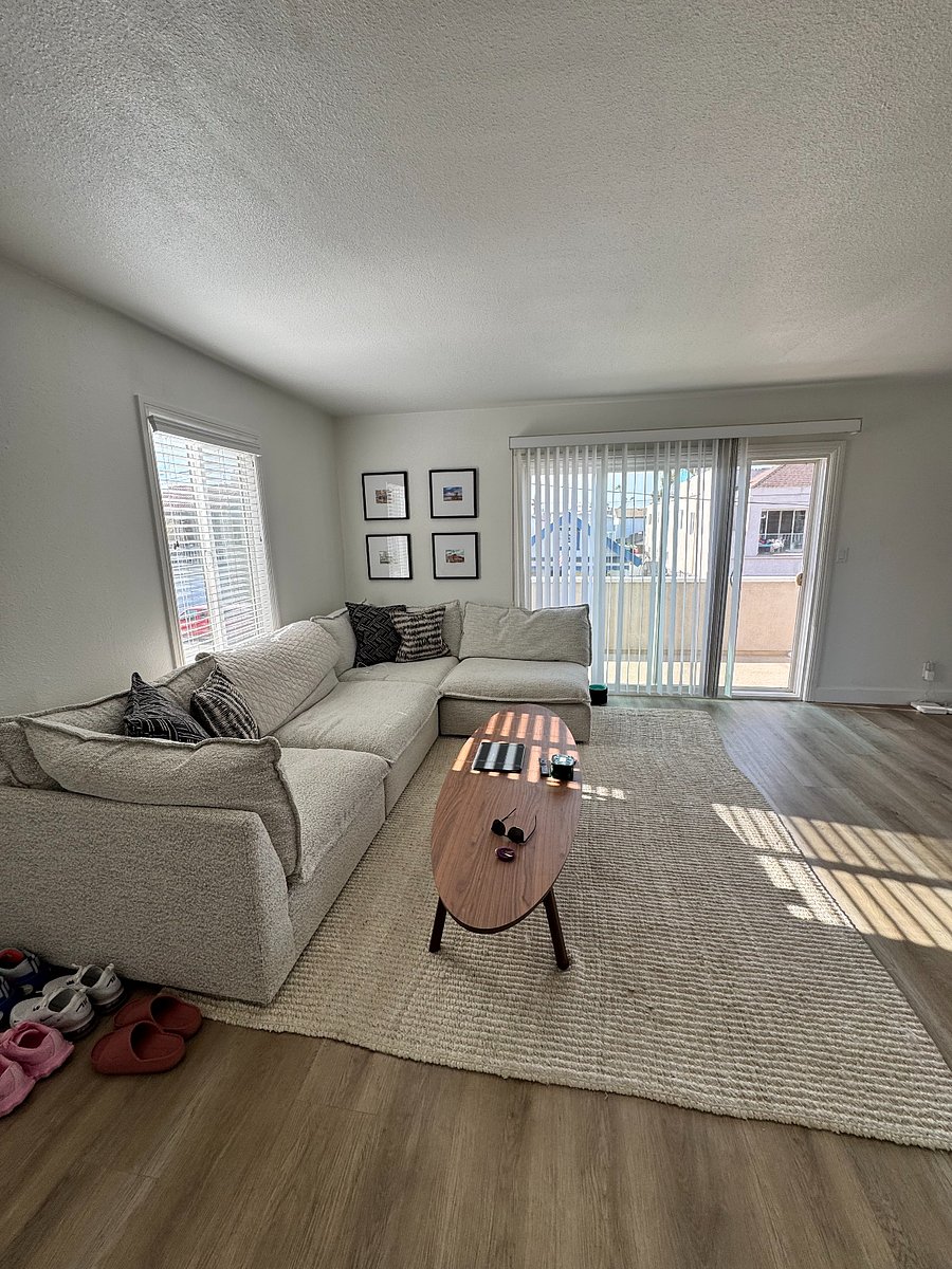 Living room with oversized sectional