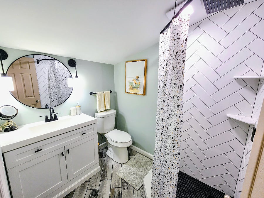 Earth & Noir - Master bath
