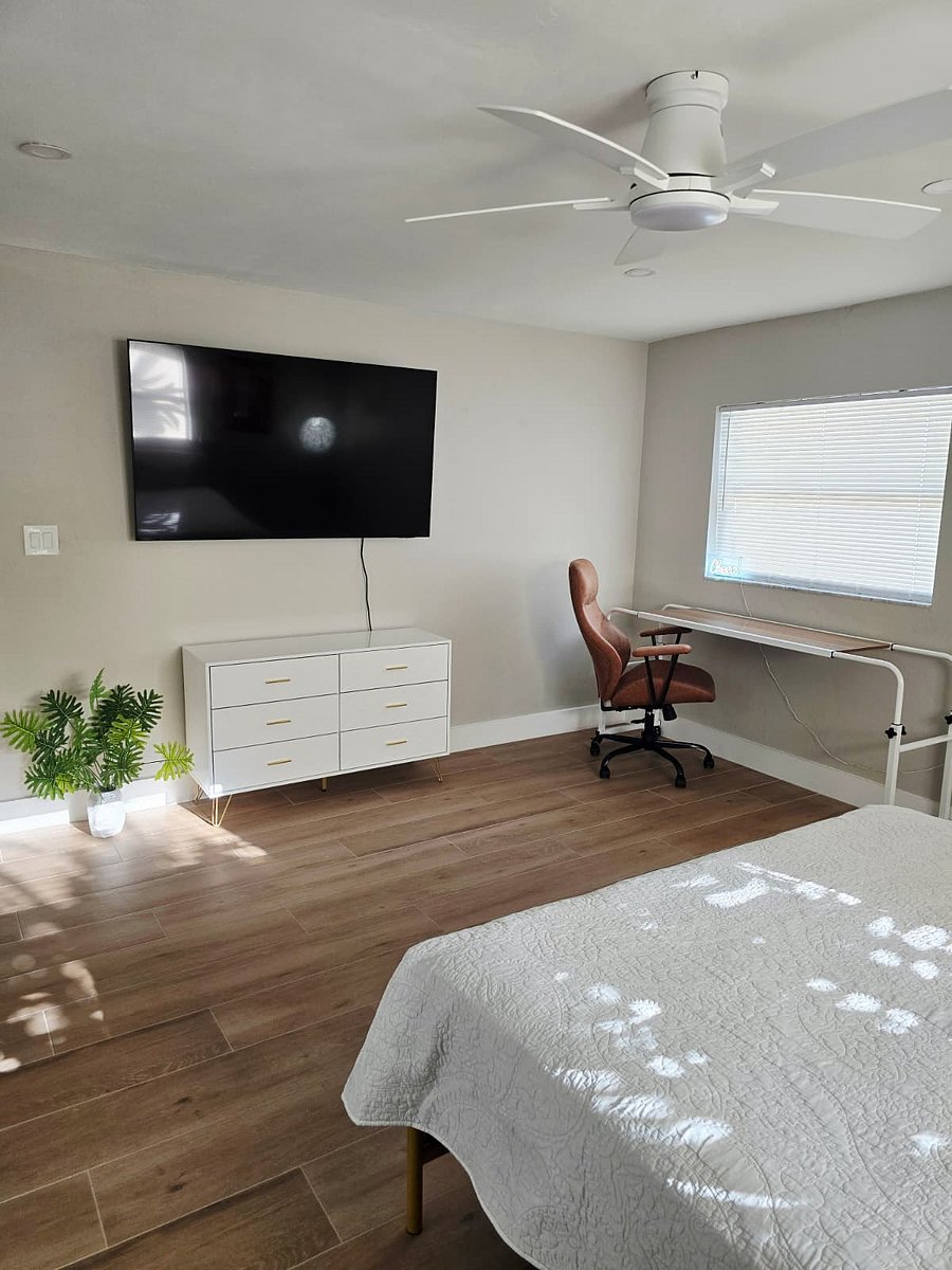 Furnished Finder property 834605_1 photo 23
