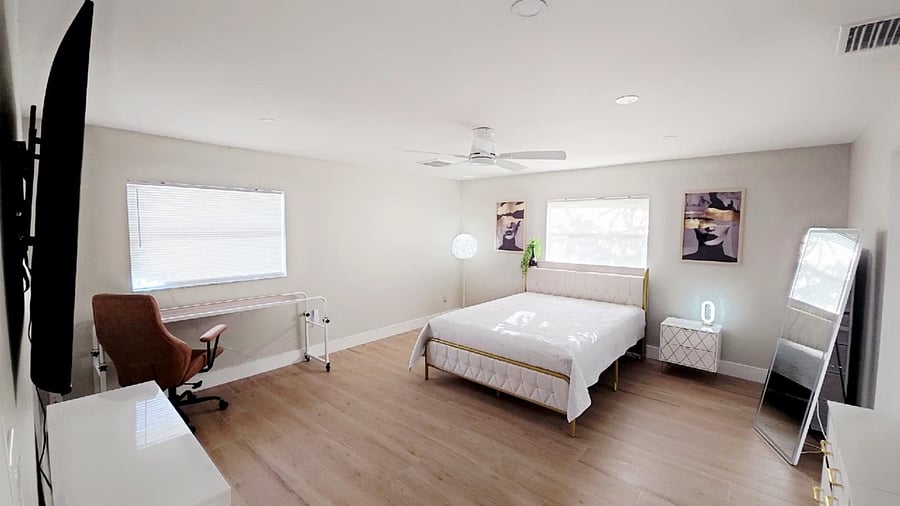 Furnished Finder property 834605_1 photo 22