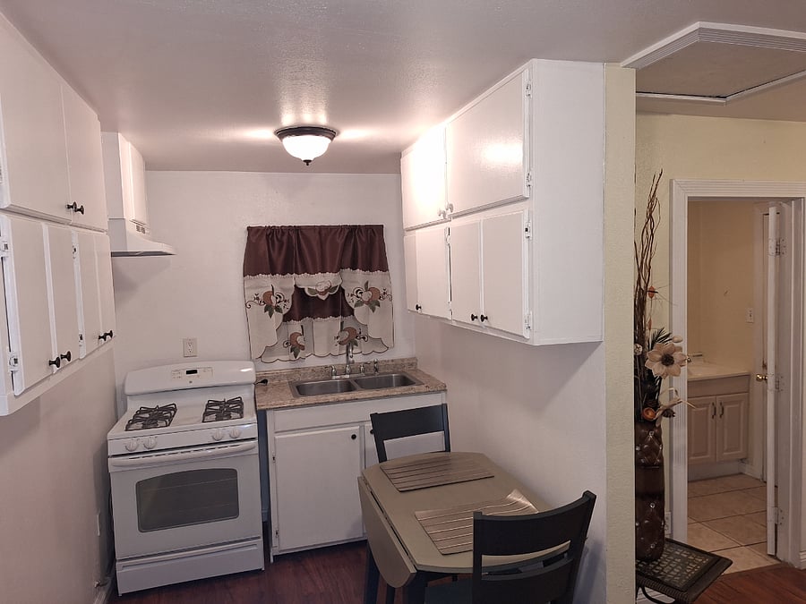 Furnished Finder property 834621_1 photo 3