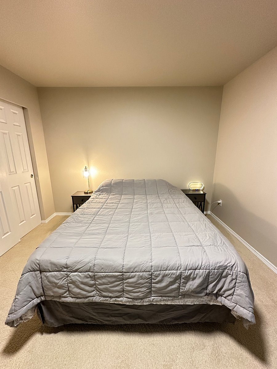 queen sized bed