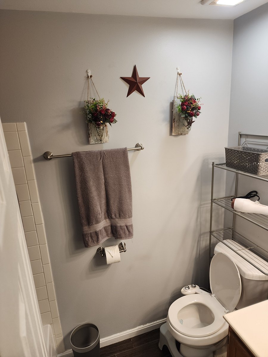 Secondary bathroom
