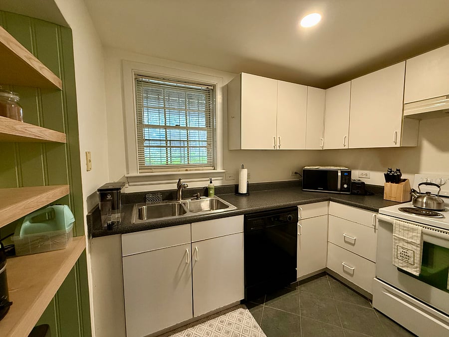 Furnished Finder property 834708_1 photo 7