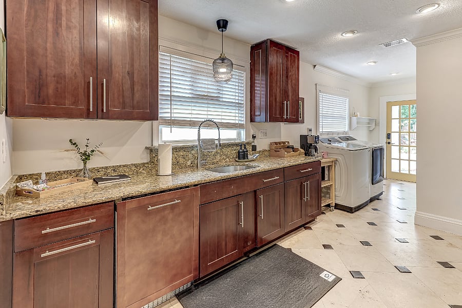 Furnished Finder property 834715_1 photo 26