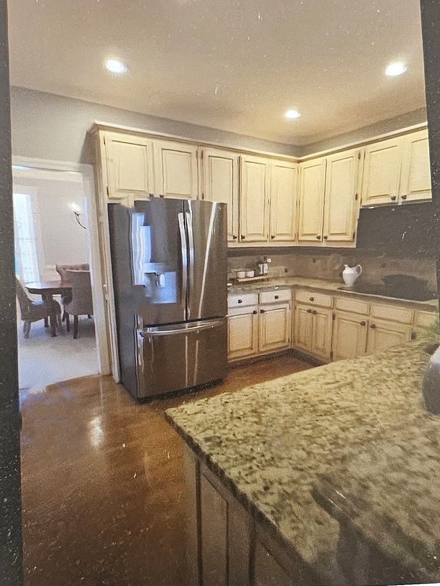 Furnished Finder property 834727_2 photo 1