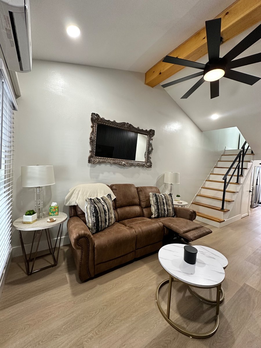 Furnished Finder property 834823_1 photo 33