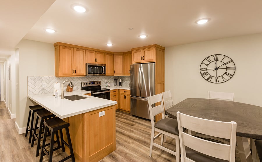 Full-sized kitchen