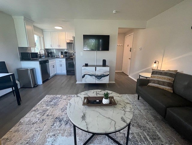 Furnished Finder property 835011_2 photo 12