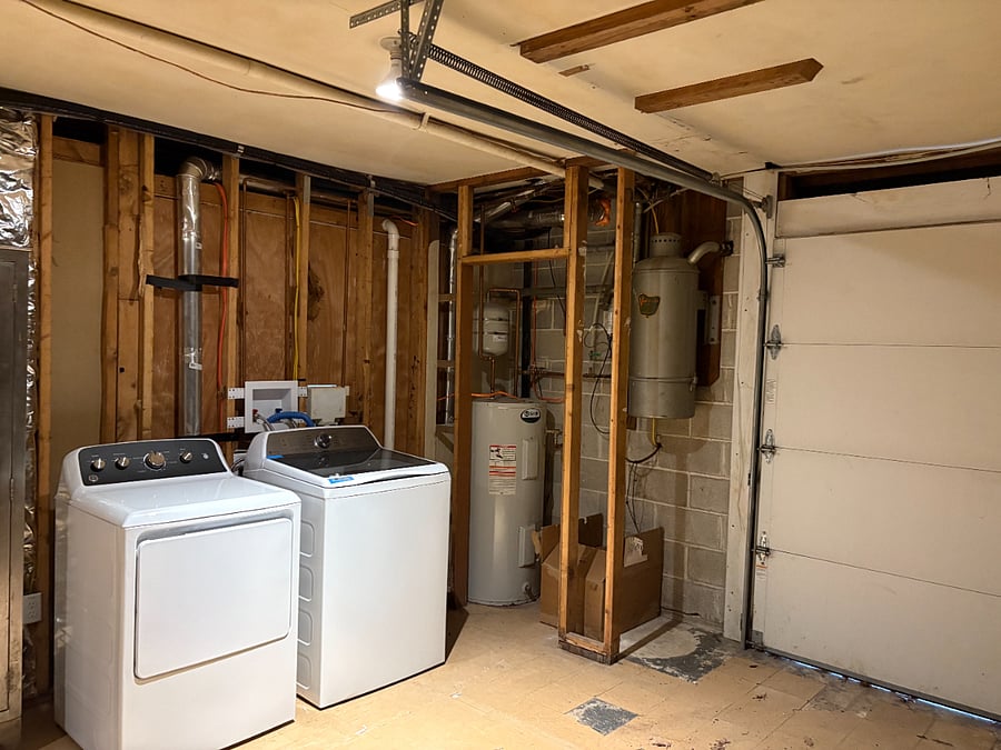 Shared laundry in Storage Garage