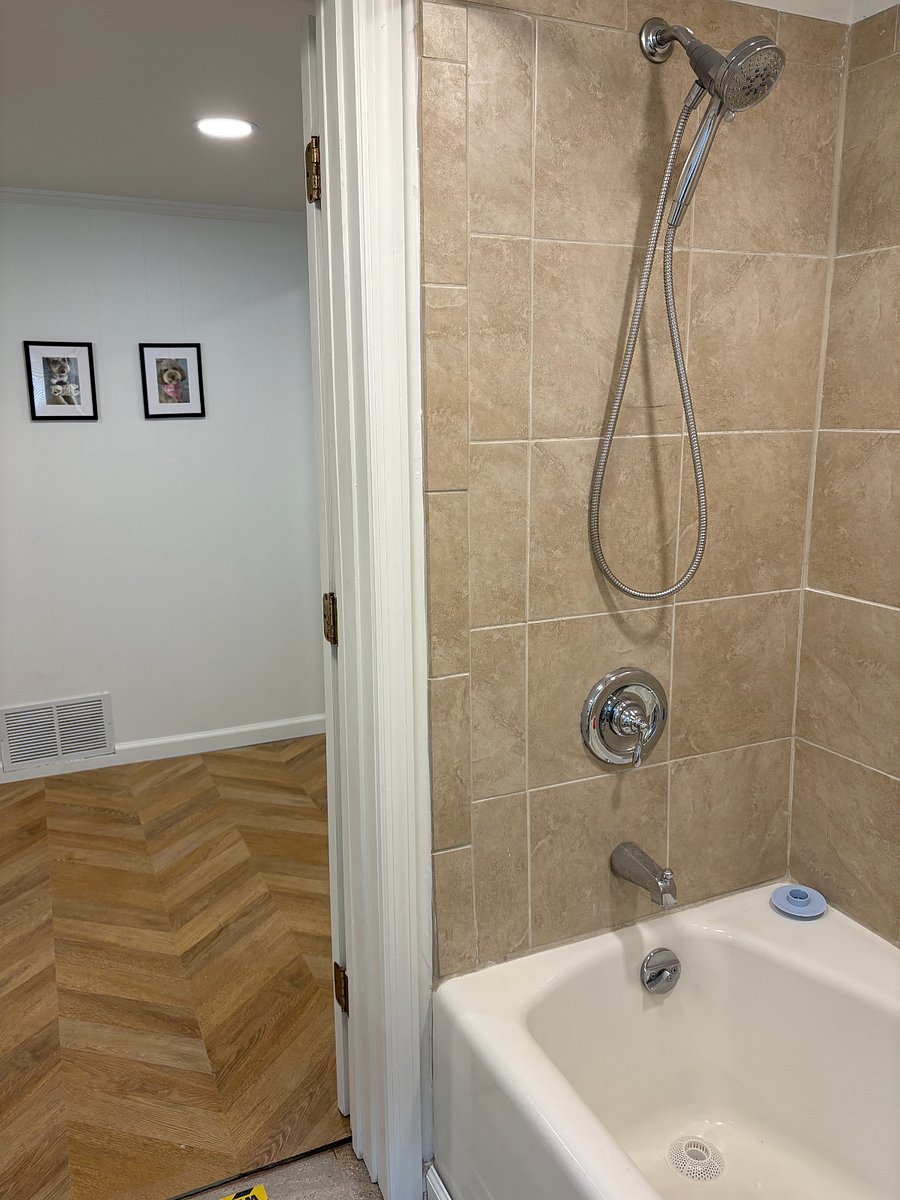 Private Basement Suite $1200