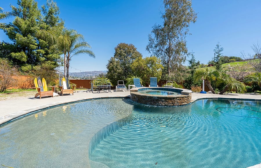 Furnished Finder property 835050_1 photo 16