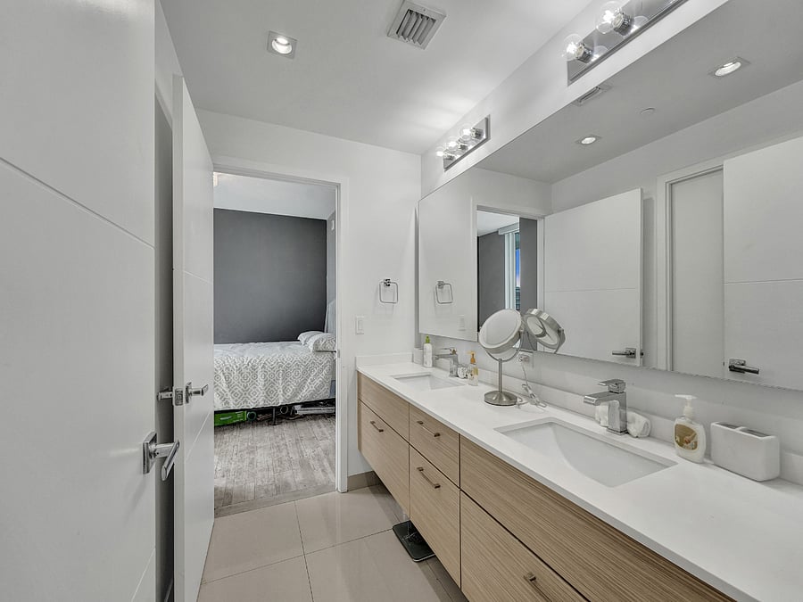 Furnished Finder property 835052_1 photo 31