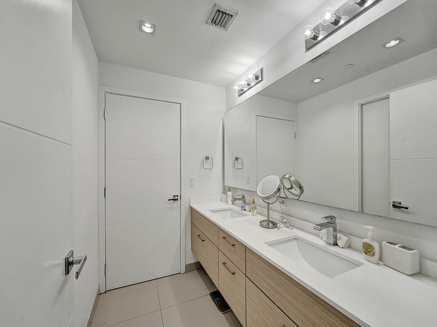 Furnished Finder property 835052_1 photo 33