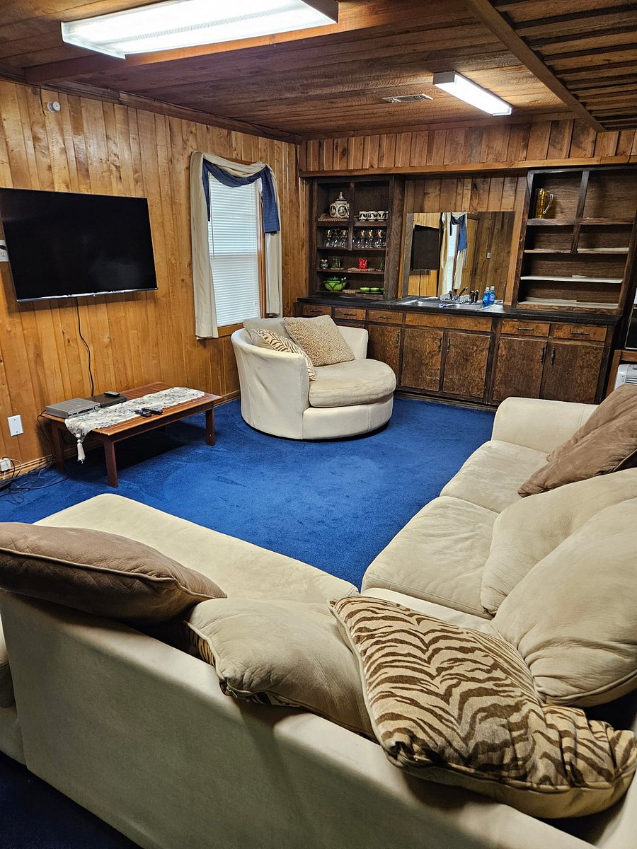 Furnished Finder property 835060_1 photo 3