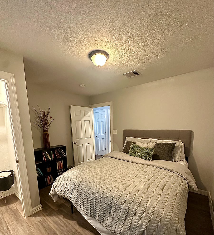 Furnished Finder property 835077_1 photo 4
