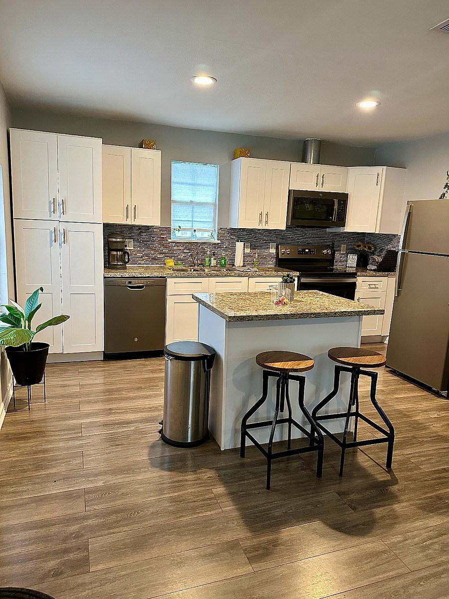 Furnished Finder property 835077_1 photo 7