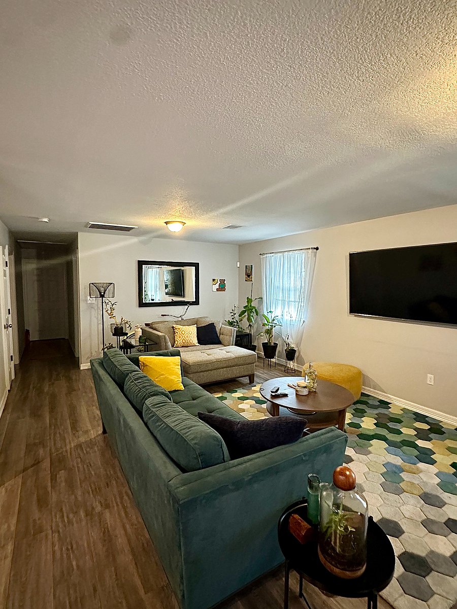 Furnished Finder property 835077_1 photo 3