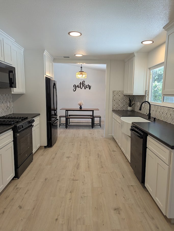 Furnished Finder property 835192_1 photo 14