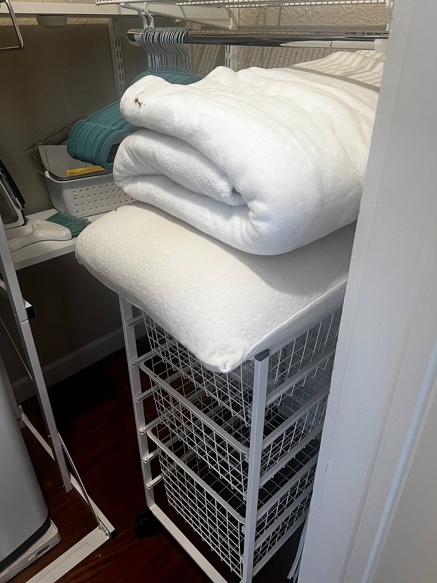 Big closet & all linen provided