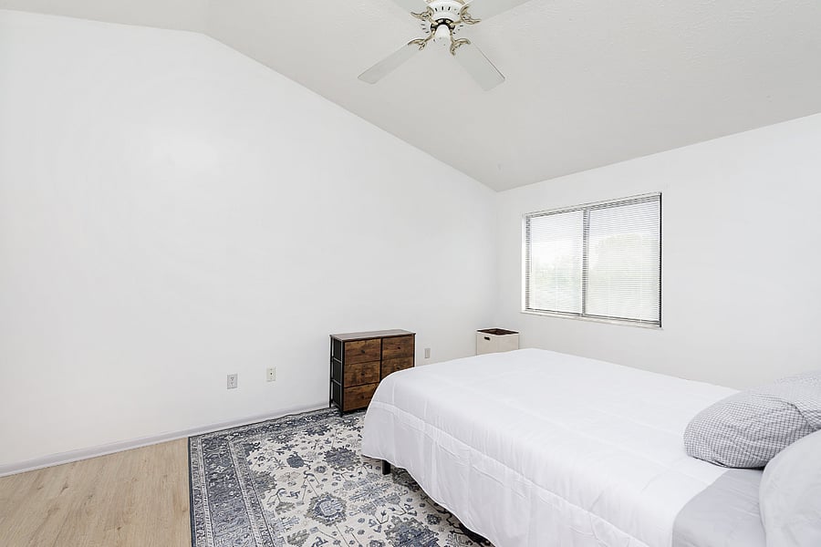 Furnished Finder property 835209_1 photo 16