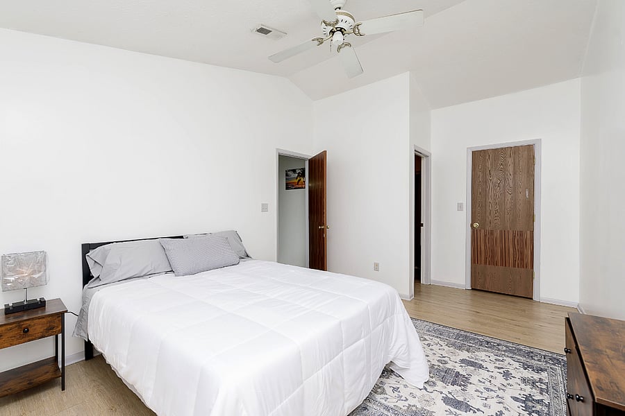 Furnished Finder property 835209_1 photo 15