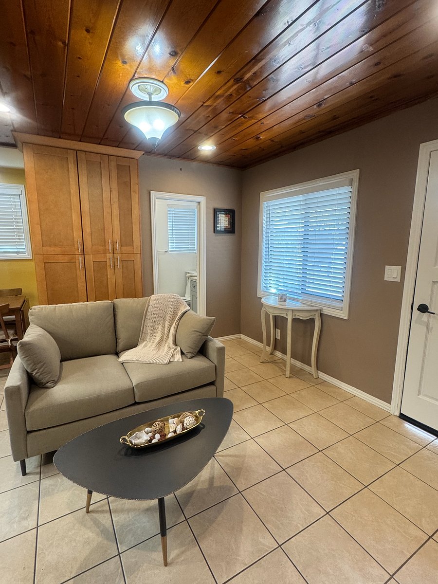 Furnished Finder property 835234_1 photo 10