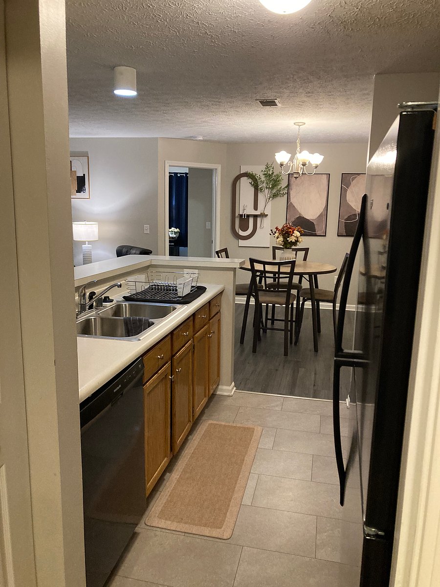 Furnished Finder property 835319_1 photo 13