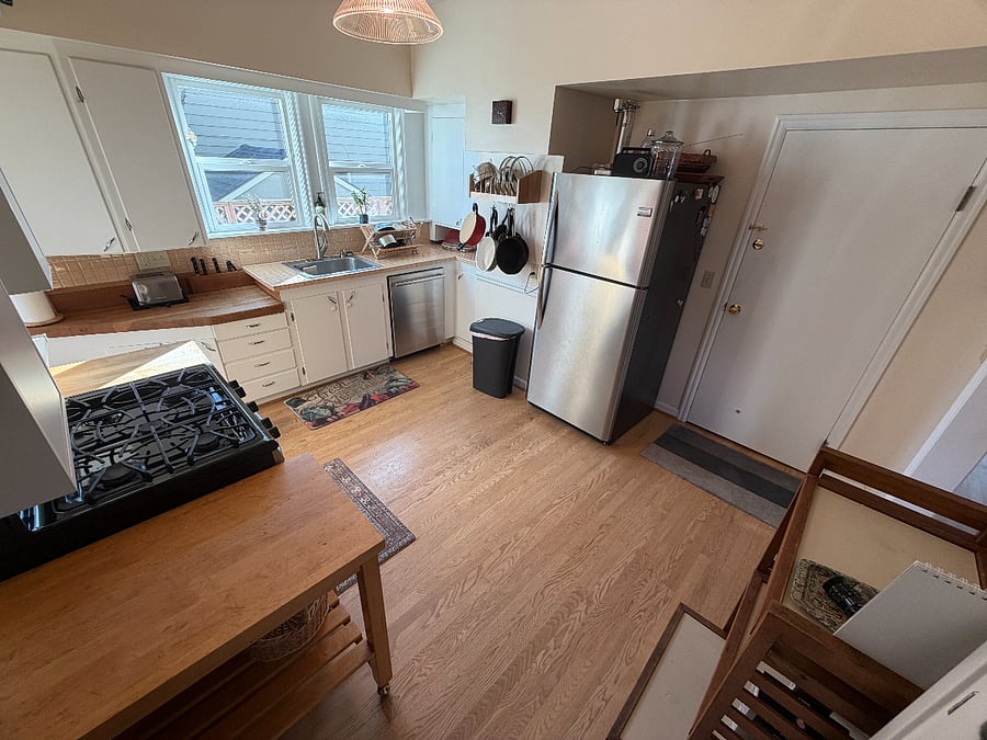 Furnished Finder property 835320_1 photo 16